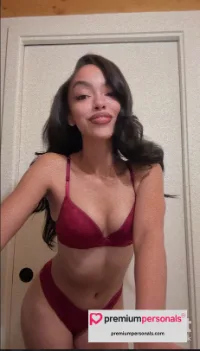 Alayna Lane